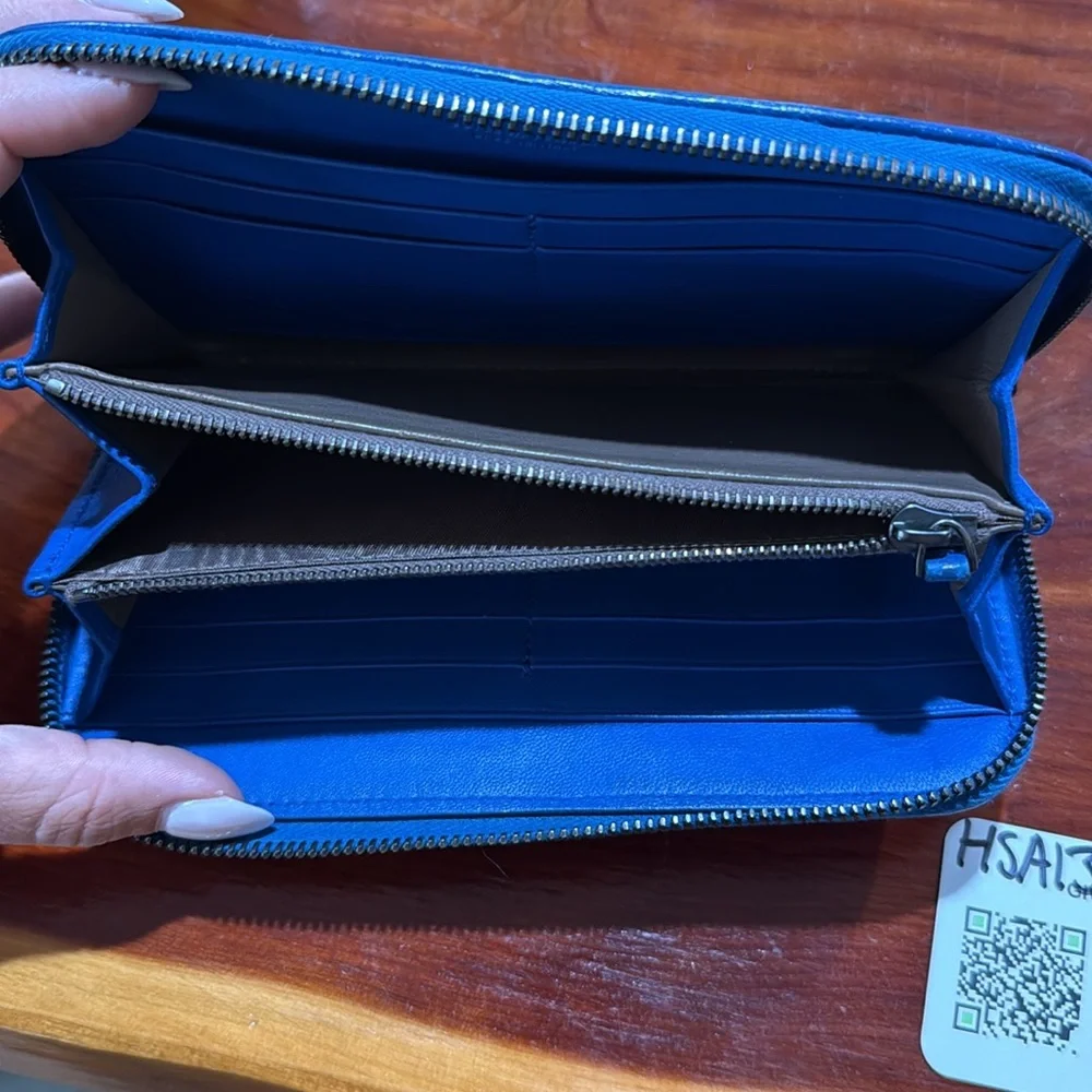 Bottega Zip Wallet